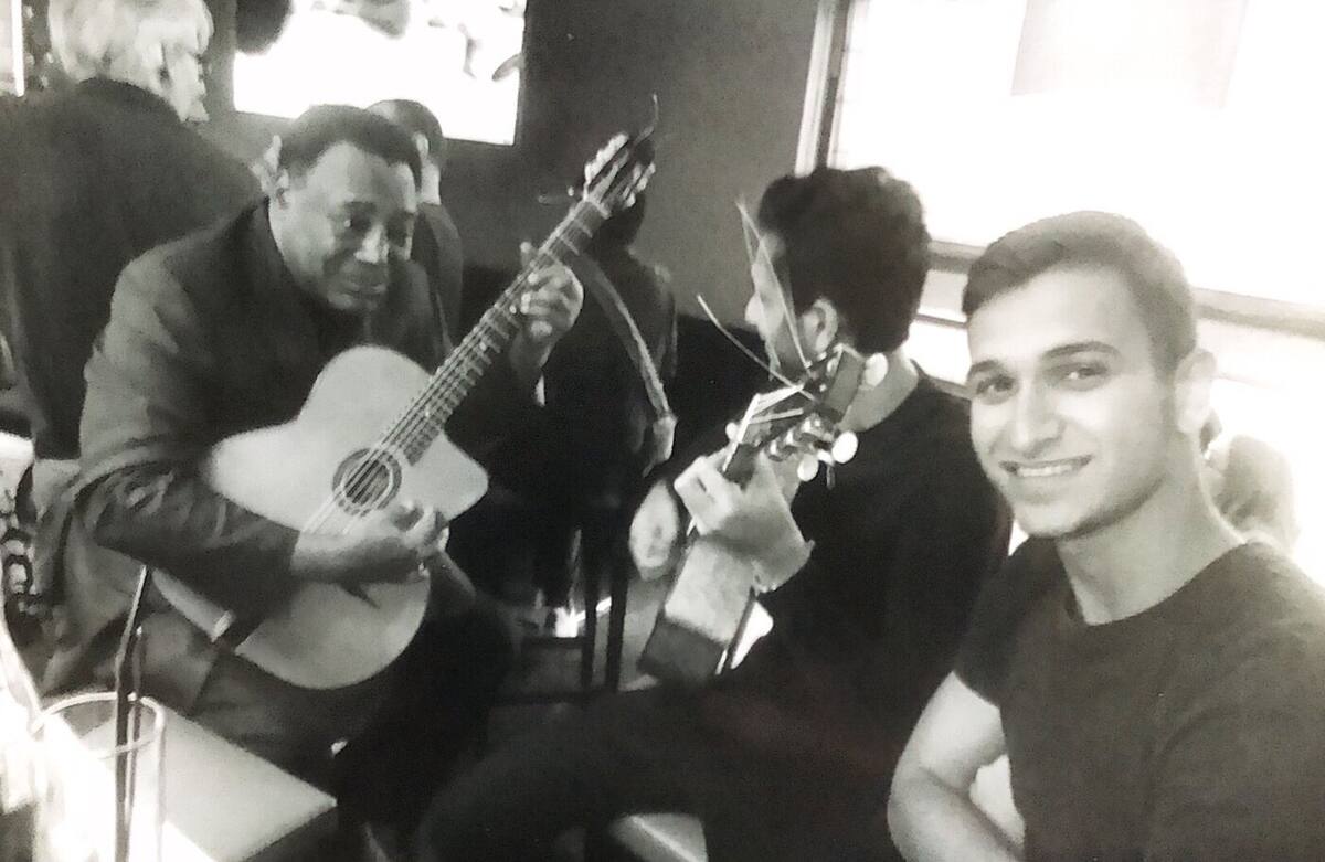 George Benson joue avec eux